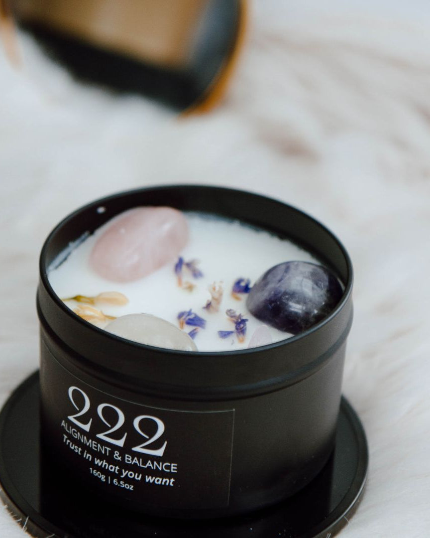 Black manifest candle 222